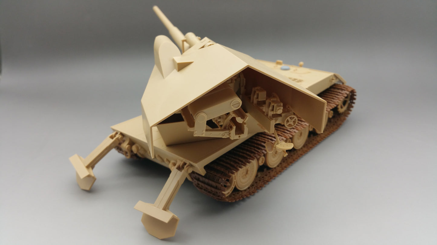 Amusing Hobby 35A026  1/35 Waffentrager Auf E-100